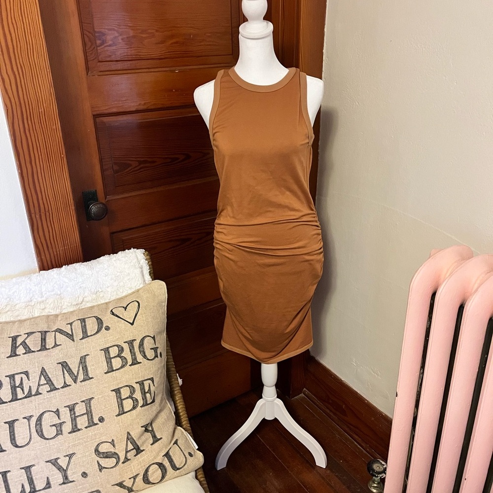 Red Haute Rust Sleeveless Midi Scrunch Dress